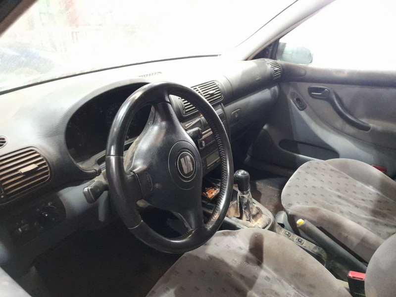 seat toledo ii (1m2) del año 2002