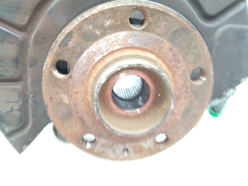 Recambio de mangueta delantera izquierda para volkswagen golf v (1k1) 2.0 tdi referencia OEM IAM   