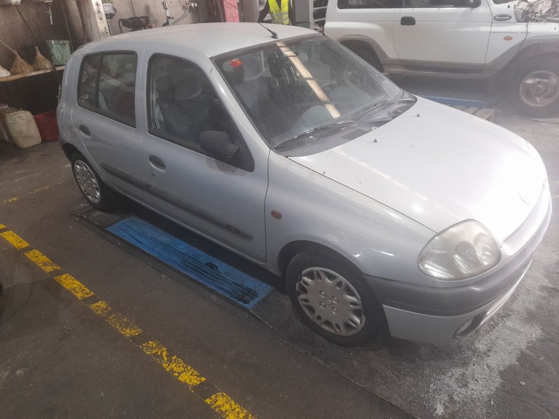 renault clio ii (bb_, cb_) del año 2001