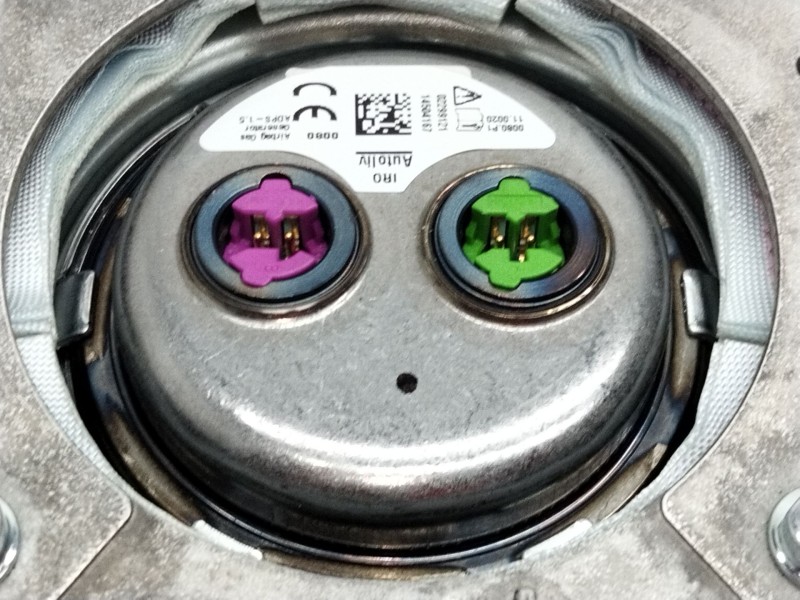 Recambio de airbag delantero izquierdo para volvo s60 berlina 2.4 diesel cat referencia OEM IAM 32332161  