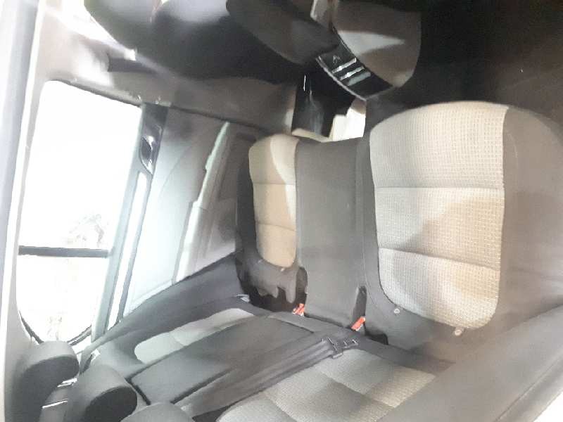 skoda superb combi (3t5) del año 2009