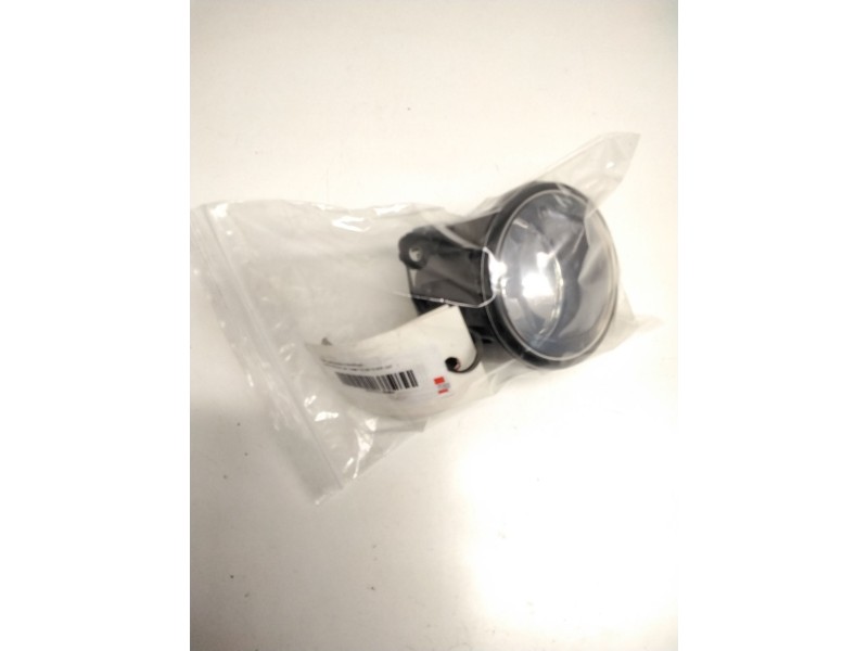 Recambio de faro antiniebla derecho para ford focus lim. (cb8) 1.6 16v ti-vct cat referencia OEM IAM 2N1115201AB VALEO 89204894