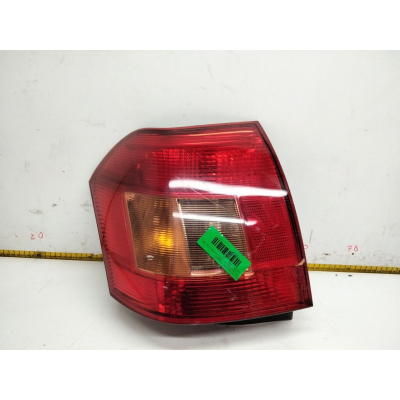 Recambio de piloto trasero derecho para toyota corolla (_e12_) 2.0 d-4d (cde120r_, cde120l_) referencia OEM IAM   