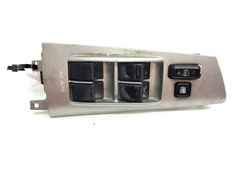 Recambio de mando elevalunas delantero izquierdo para toyota corolla (_e12_) 2.0 d-4d (cde120r_, cde120l_) referencia OEM IAM 84