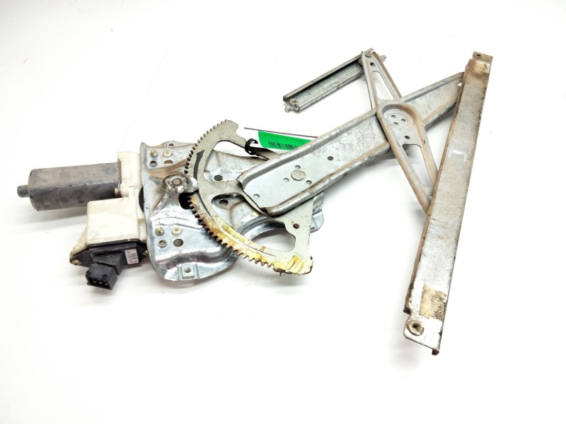 Recambio de elevalunas delantero izquierdo para toyota corolla (_e12_) 2.0 d-4d (cde120r_, cde120l_) referencia OEM IAM 69830021