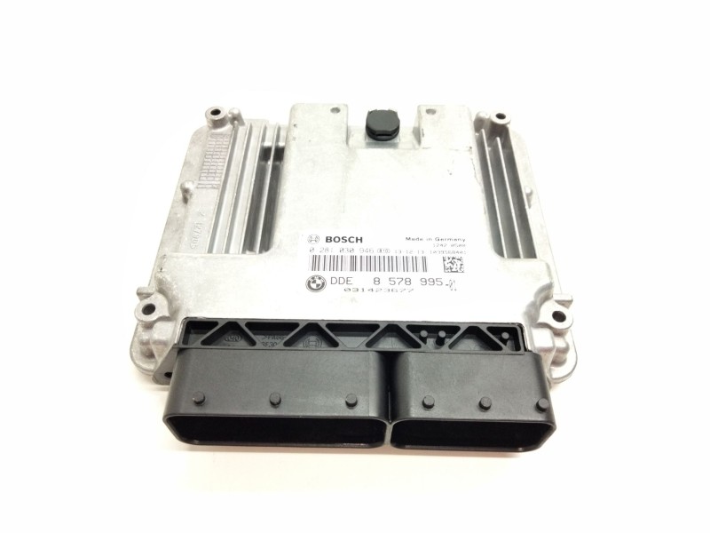 Recambio de centralita motor uce para bmw serie 5 lim. (f10) 520d referencia OEM IAM 867899501 0281030946 