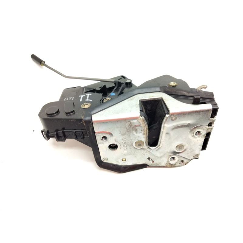 Recambio de cerradura puerta trasera izquierda para bmw serie 3 berlina (e46) 2.0 16v diesel cat referencia OEM IAM 8196033  