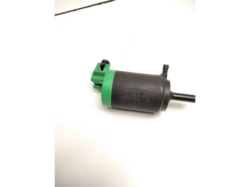Recambio de bomba de limpiaparabrisas para nissan x-trail ii (t31) 2.0 dci referencia OEM IAM 28920T NISSAN 