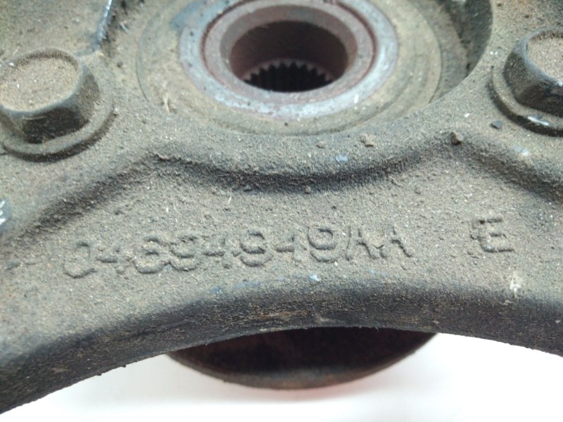 Recambio de mangueta delantera izquierda para renault koleos 2.0 dci diesel fap referencia OEM IAM 04694949AA  