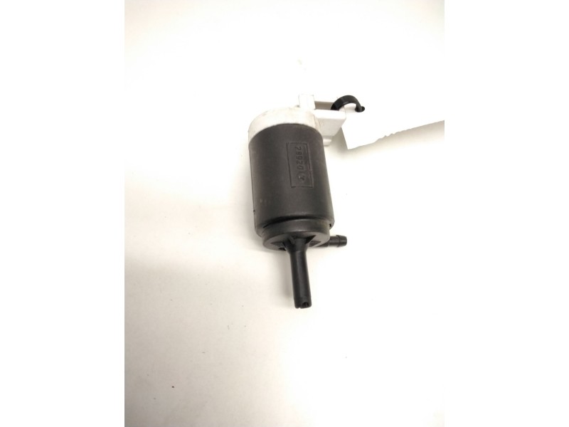 Recambio de bomba de limpiaparabrisas para nissan x-trail ii (t31) 2.0 dci 4x4 referencia OEM IAM 28920T NISSAN 