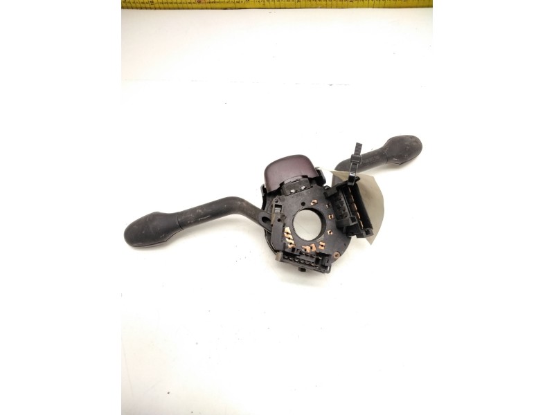 Recambio de mando luces para volkswagen golf iii berlina (1h1) referencia OEM IAM 1H6953503AA 357905851D VWLK101