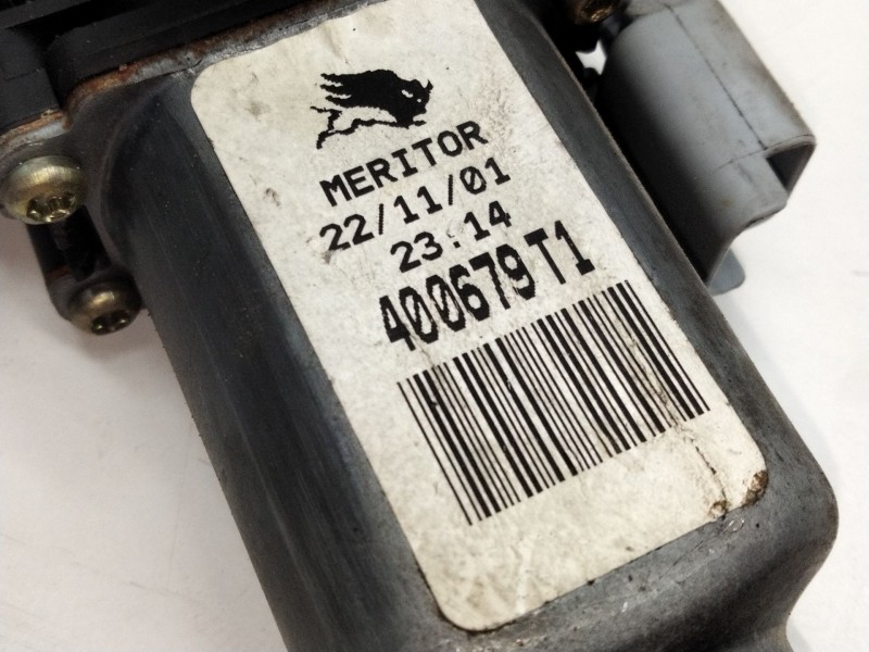 Recambio de motor elevalunas delantero derecho para citroën xsara break (n2) 2.0 hdi 90 referencia OEM IAM 400679T1  