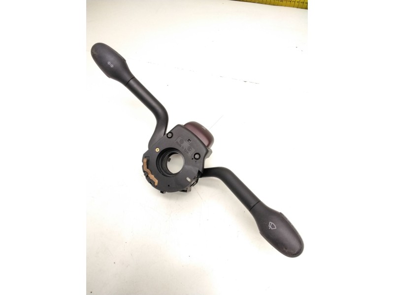 Recambio de mando luces para volkswagen golf iii berlina (1h1) referencia OEM IAM 1H6953503AA 357905851D VWLK101