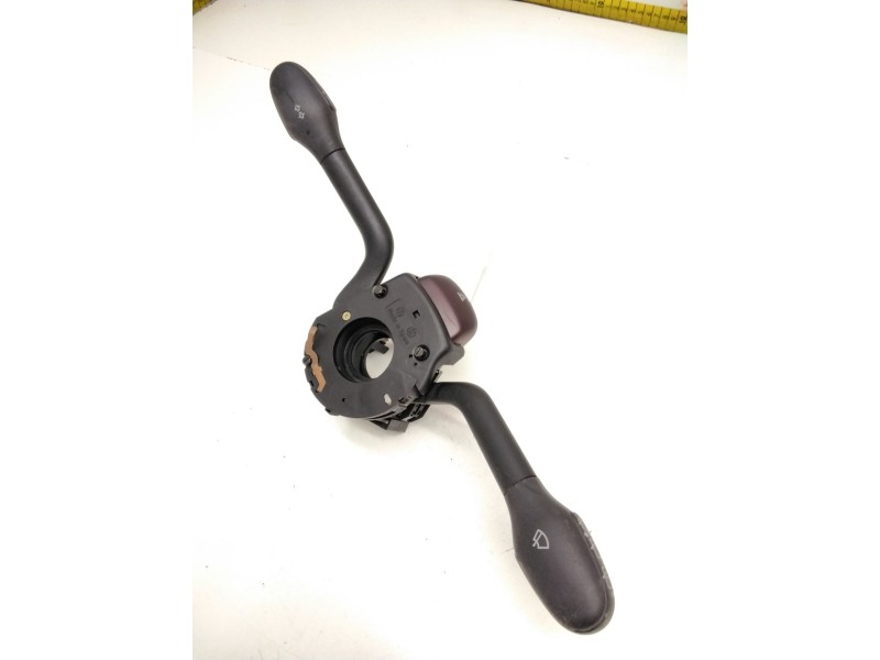 Recambio de mando luces para volkswagen golf iii berlina (1h1) referencia OEM IAM 1H6953503AA 357905851D VWLK101