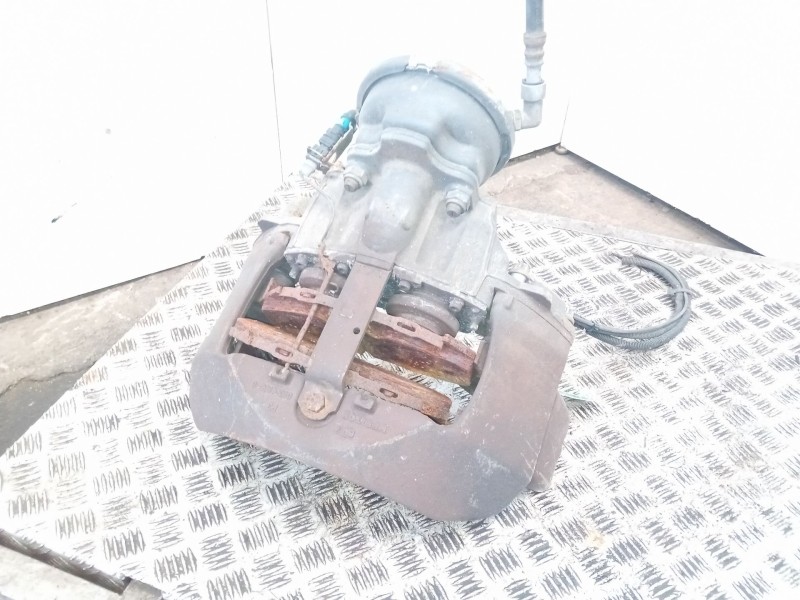 Recambio de pinza freno delantera derecha para renault premium distribution fas 4x2 corto referencia OEM IAM   