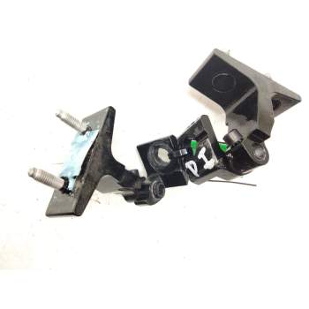 BISAGRA PUERTA DELANTERA IZQUIERDA A2067200101 A2067202500 