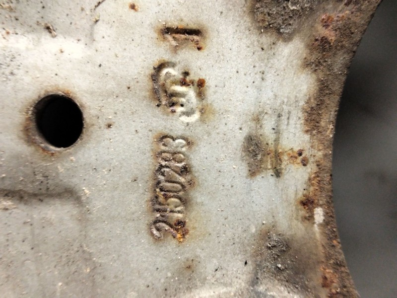 Recambio de llanta hierro para mercedes-benz sprinter 02.00  caja cerrada 313 cdi (903.661-662) referencia OEM IAM 2150283  