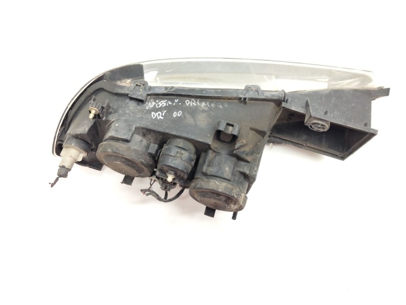 Recambio de faro derecho para nissan primera berlina (p11) 2.0 turbodiesel cat referencia OEM IAM 89006453  