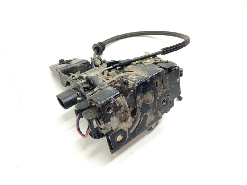 Recambio de cerradura puerta delantera derecha para volkswagen golf iv berlina (1j1) 1.9 tdi referencia OEM IAM 3B1847016A  