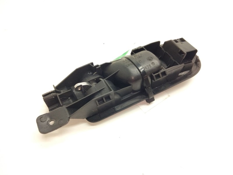 Recambio de maneta interior delantera derecha para volkswagen golf iv berlina (1j1) 1.9 tdi referencia OEM IAM   