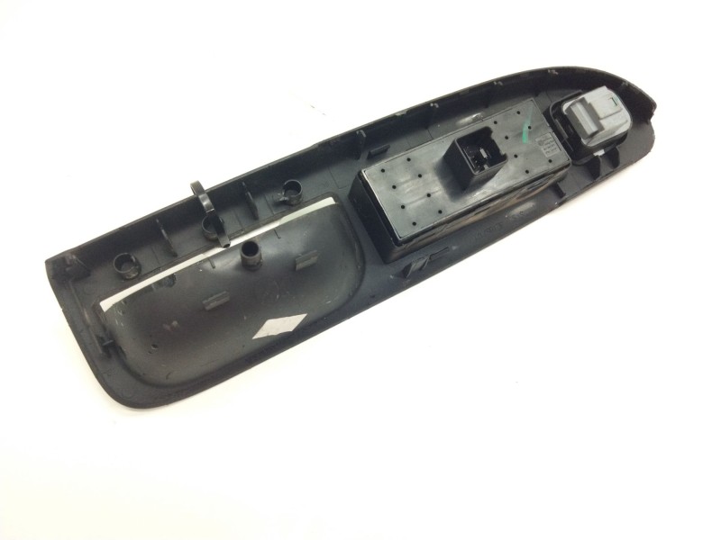 Recambio de mando elevalunas delantero izquierdo para volkswagen passat b6 (3c2) 2.0 tdi 16v referencia OEM IAM 1K4969857  