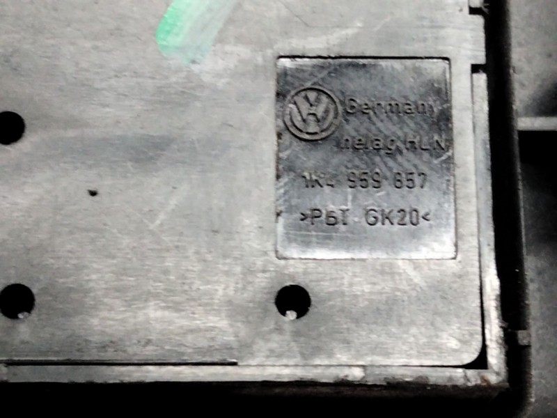 Recambio de mando elevalunas delantero izquierdo para volkswagen passat b6 (3c2) 2.0 tdi 16v referencia OEM IAM 1K4969857  