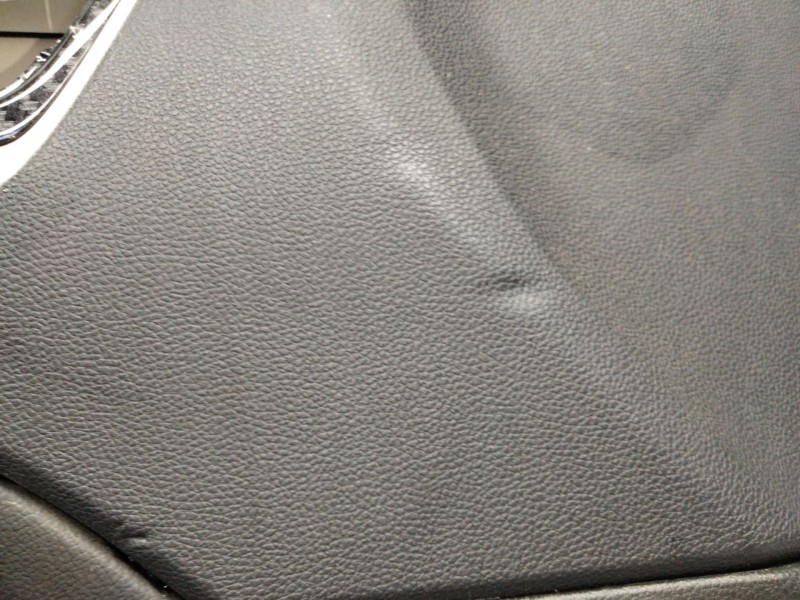 Recambio de guarnecido puerta delantera izquierda para renault arkana e-tech 1.6 hybrid referencia OEM IAM   