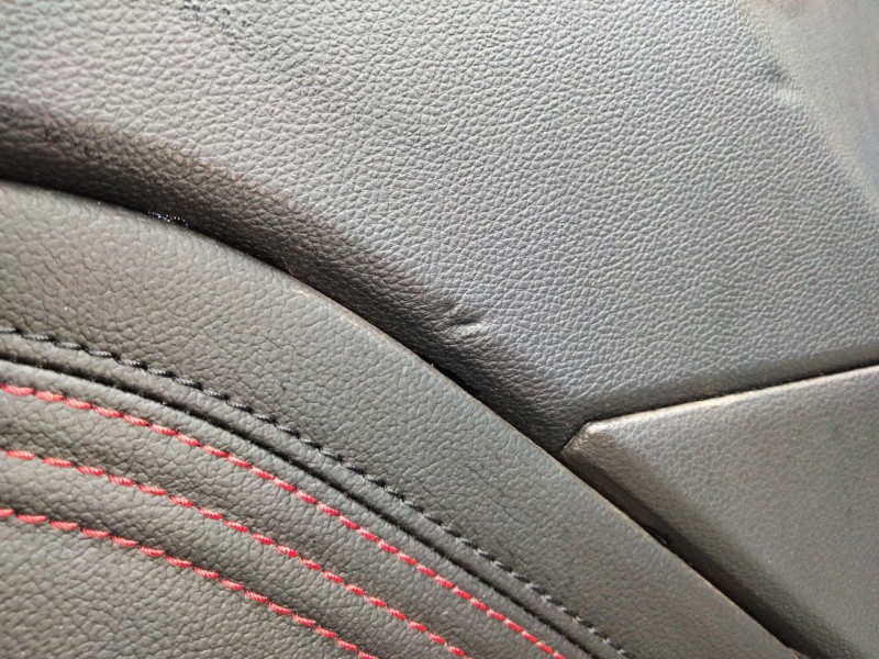 Recambio de guarnecido puerta delantera izquierda para renault arkana e-tech 1.6 hybrid referencia OEM IAM   