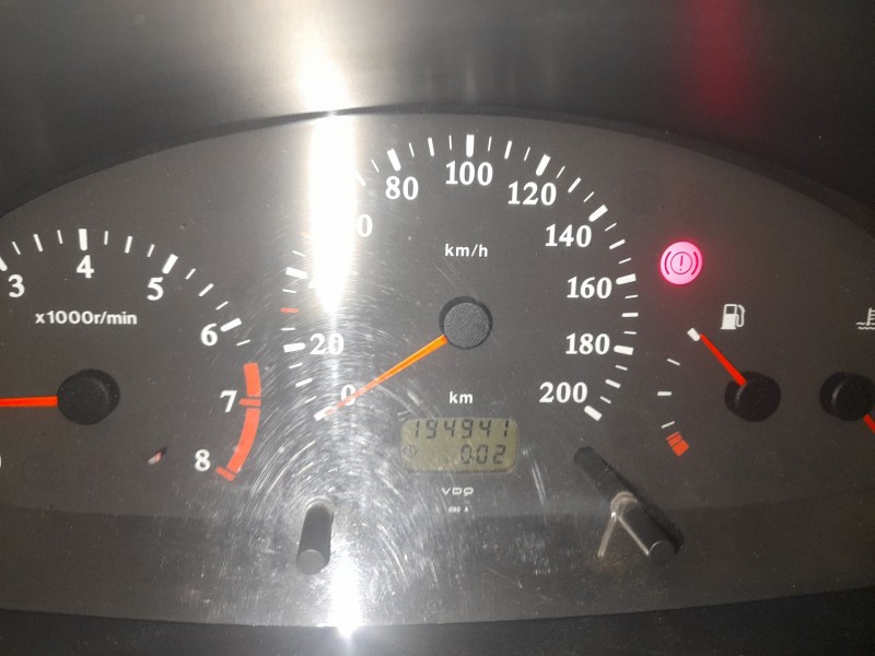 nissan micra (k11) del año 1998