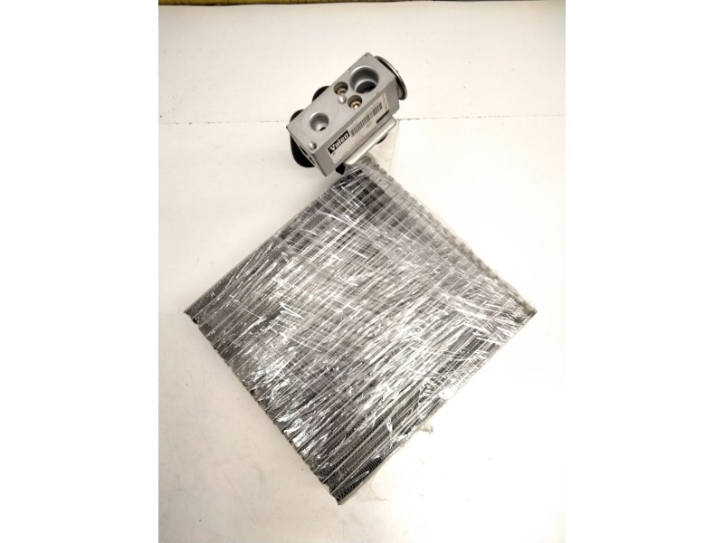 Recambio de radiador calefaccion / aire acondicionado para nissan micra (k12e) 1.2 cat referencia OEM IAM 665937N 665937N VALEO