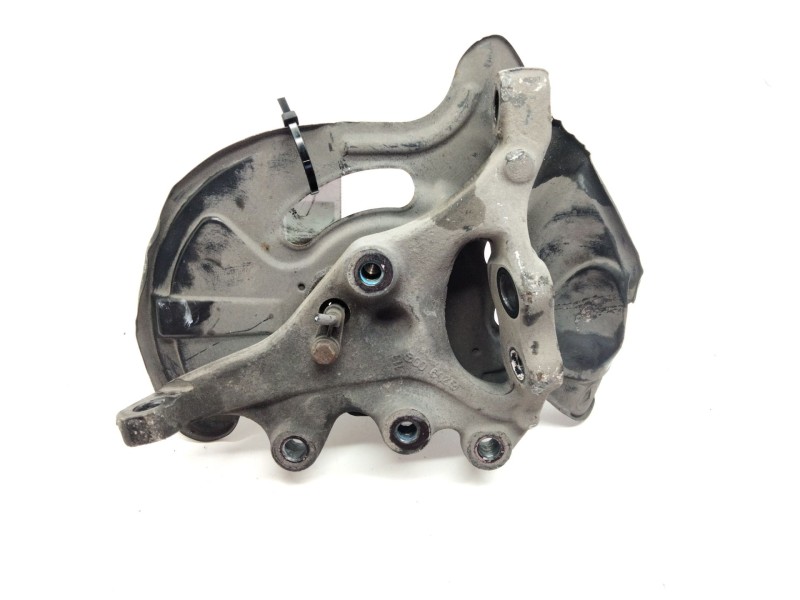 Recambio de mangueta delantera derecha para mercedes-benz clase c (w203) berlina 1.8 cat referencia OEM IAM 20900  