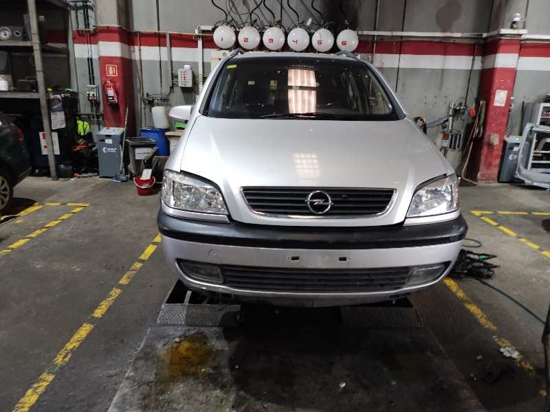 opel zafira a del año 2001