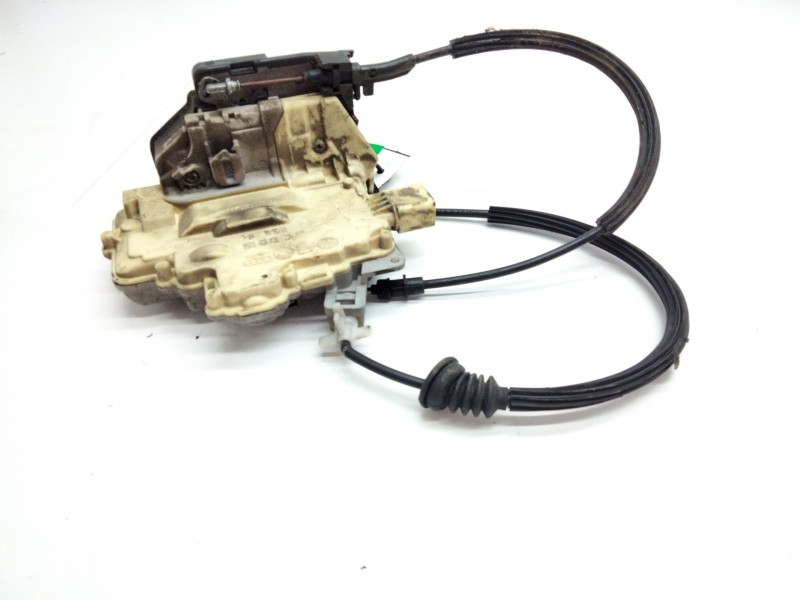 Recambio de cerradura porton trasera izquierda para volkswagen passat berlina (3c2) sportline referencia OEM IAM 3C4839015A  