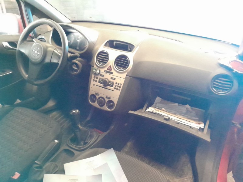 opel corsa d del año 2011