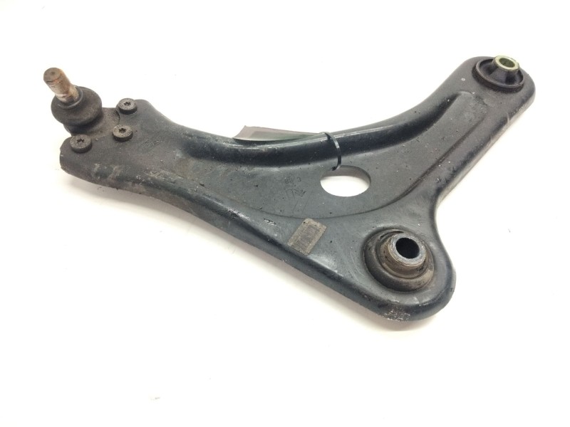 Recambio de brazo suspension inferior delantero derecho para citroën c4 cactus referencia OEM IAM   