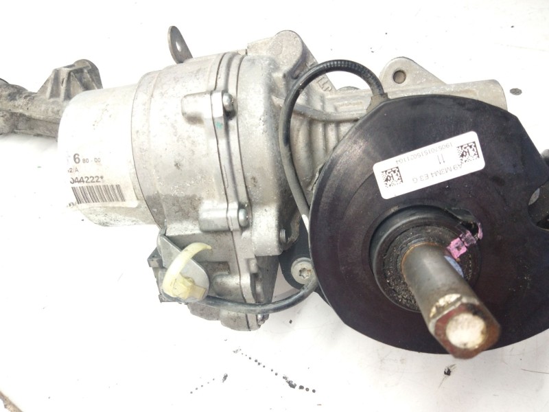 Recambio de caja direccion electrica para citroën c4 cactus referencia OEM IAM 6820000190B  