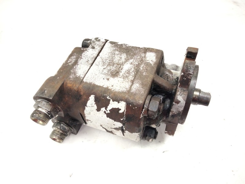 Recambio de bomba hidraulica para leciñena ar 11101 referencia OEM IAM   