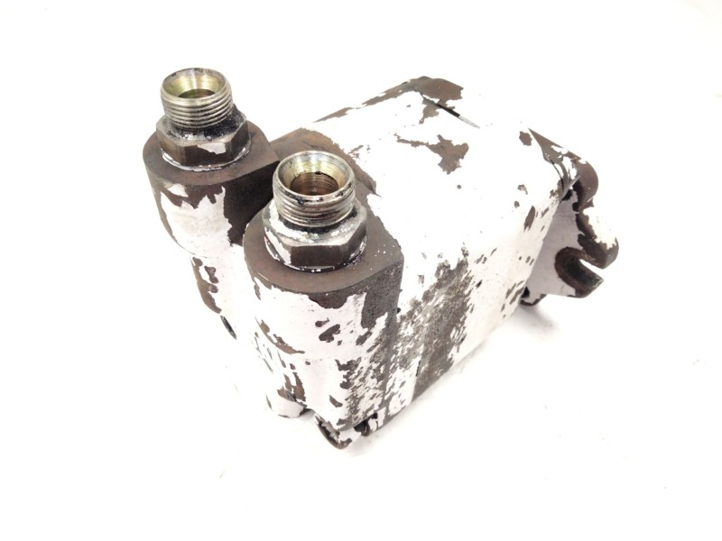 Recambio de bomba hidraulica para leciñena ar 11101 referencia OEM IAM   