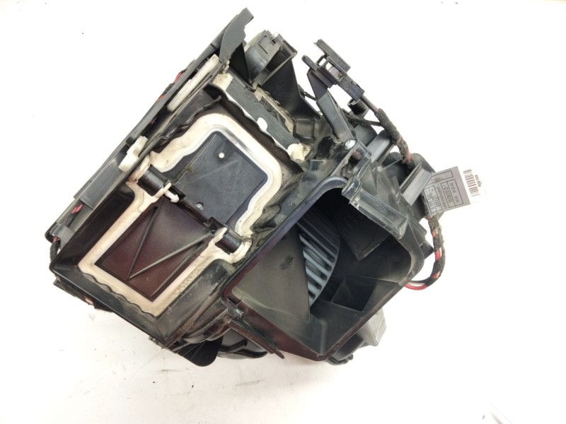 Recambio de motor calefaccion para bmw serie 5 lim. (f10) 520d referencia OEM IAM 924817106  