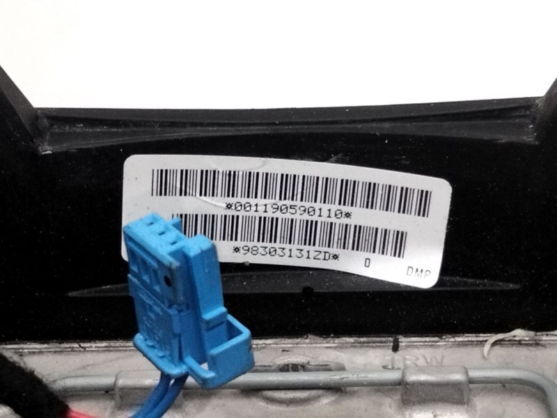 Recambio de volante para citroën c4 cactus referencia OEM IAM 98303131ZD  