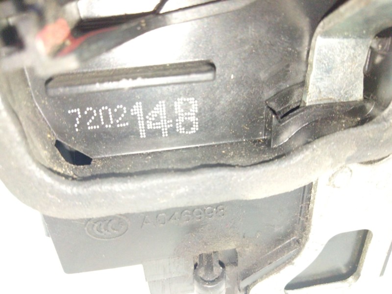 Recambio de cerradura puerta trasera derecha para bmw x3 (e83) 2.0 turbodiesel cat referencia OEM IAM 7202148  