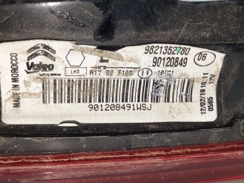 Recambio de piloto trasero izquierdo porton para citroën c4 cactus referencia OEM IAM 9821352780  