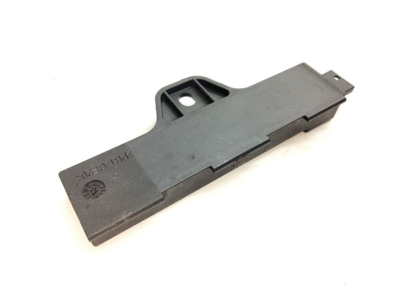 Recambio de antena para bmw serie 5 lim. (f10) 520d referencia OEM IAM 922083202  