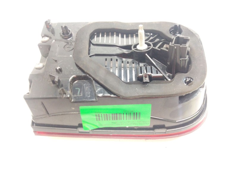 Recambio de piloto trasero derecho porton para citroën c4 cactus referencia OEM IAM 9822352180  