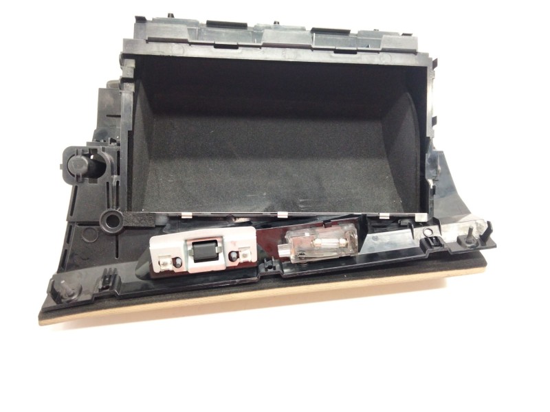 Recambio de guantera para bmw x3 (e83) 2.0 turbodiesel cat referencia OEM IAM 70868811  