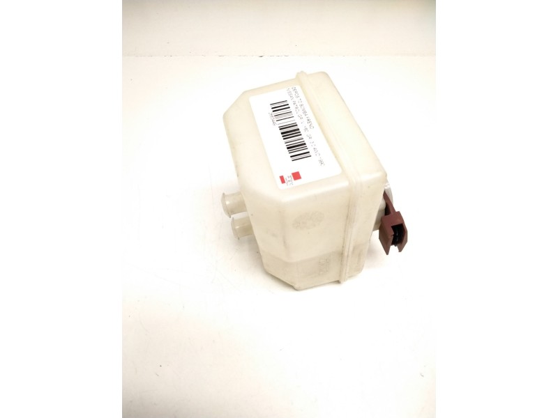 Recambio de deposito bomba freno para nissan patrol gr iv (y60, gr) 3.0 4wd referencia OEM IAM 2676047023 LUCAS 