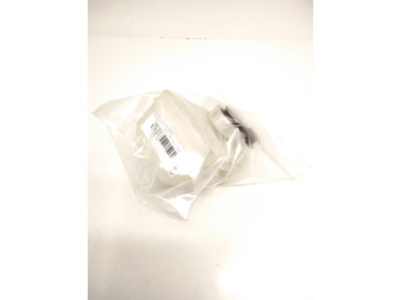 Recambio de deposito bomba freno para nissan patrol gr iv (y60, gr) 3.0 4wd referencia OEM IAM 2676047023 LUCAS 