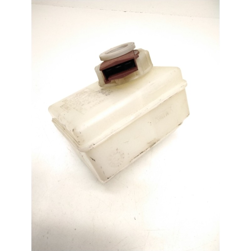 Recambio de deposito bomba freno para nissan patrol gr iv (y60, gr) 4.2 cat referencia OEM IAM 2676047023  