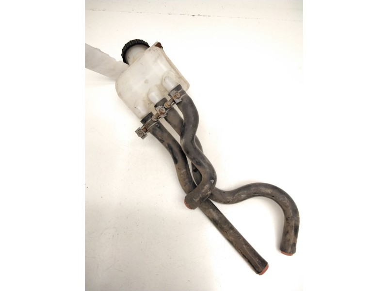 Recambio de deposito bomba freno para nissan vanette cargo furgón (hc 23) 2.0 d referencia OEM IAM 2676047008 LUCAS 