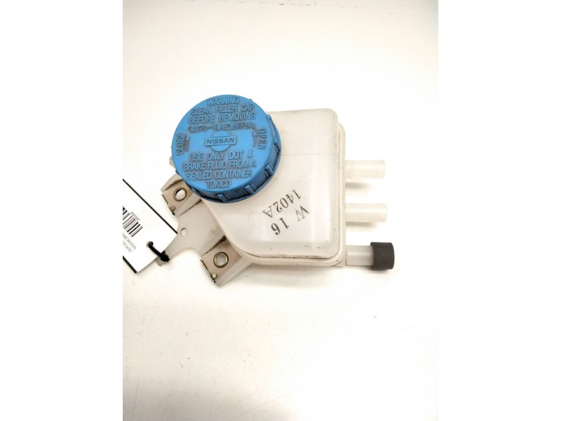 Recambio de deposito bomba freno para nissan serena (c23) 2.3 d referencia OEM IAM 1402A NISSAN W16
